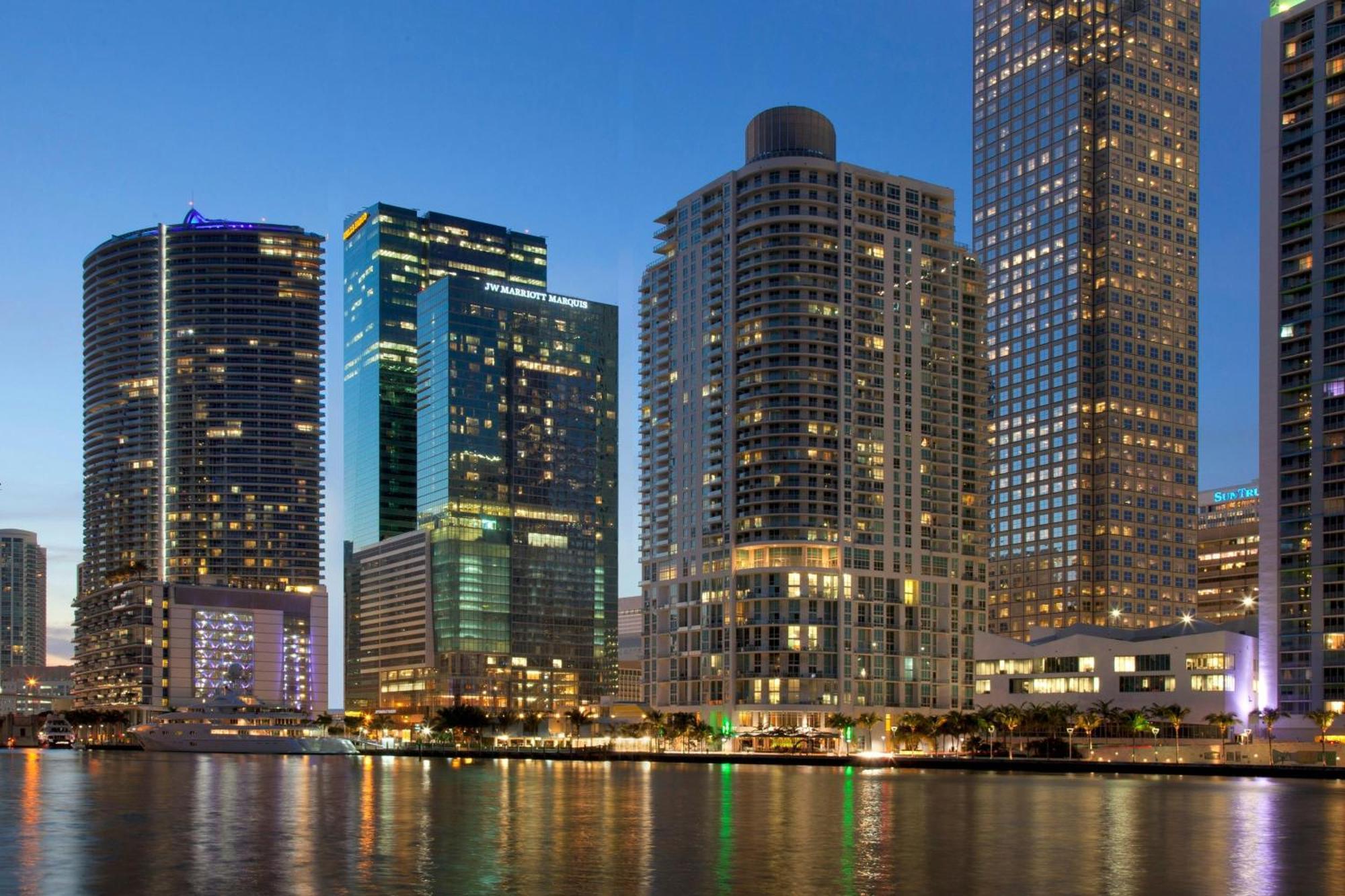 Jw Marriott Marquis Miami Hotel Exterior foto